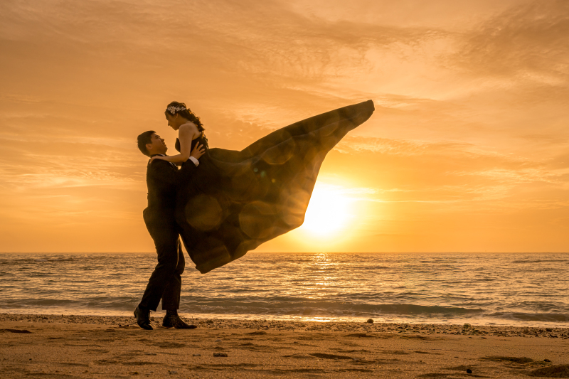 爆焼けの抱き上げ