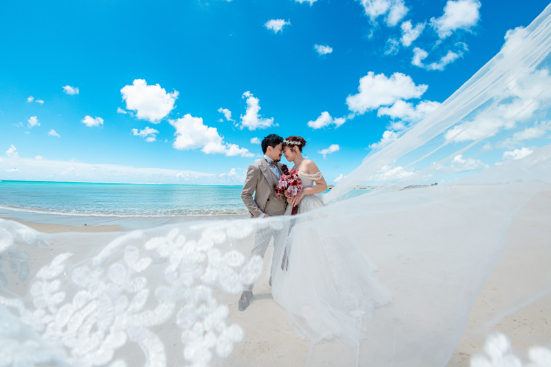 ベールに包まれて