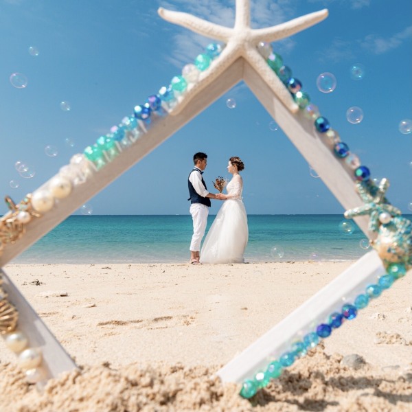 青と白とシャボン玉