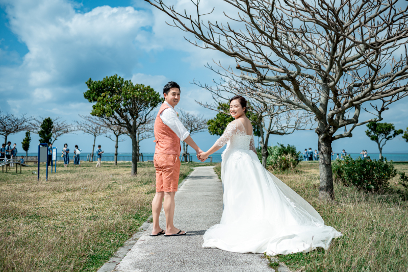 後ろ姿からの愛