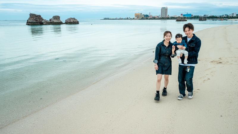 青いビーチおさんぽ♡