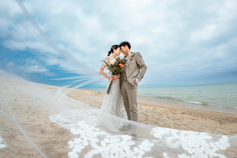 青いビーチとベール♡