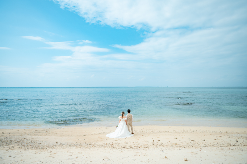 青い海