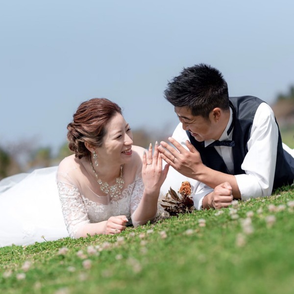 キラキラ結婚指輪♡