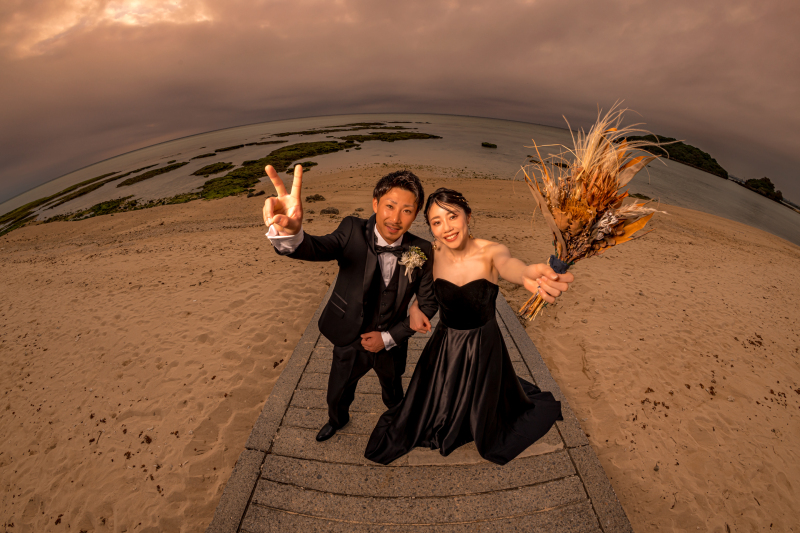 【衣装2着付き】【残り1組様】✨2か所しっかりプラン✨青いビーチ+サンセット♪【2か所ロケプラン】