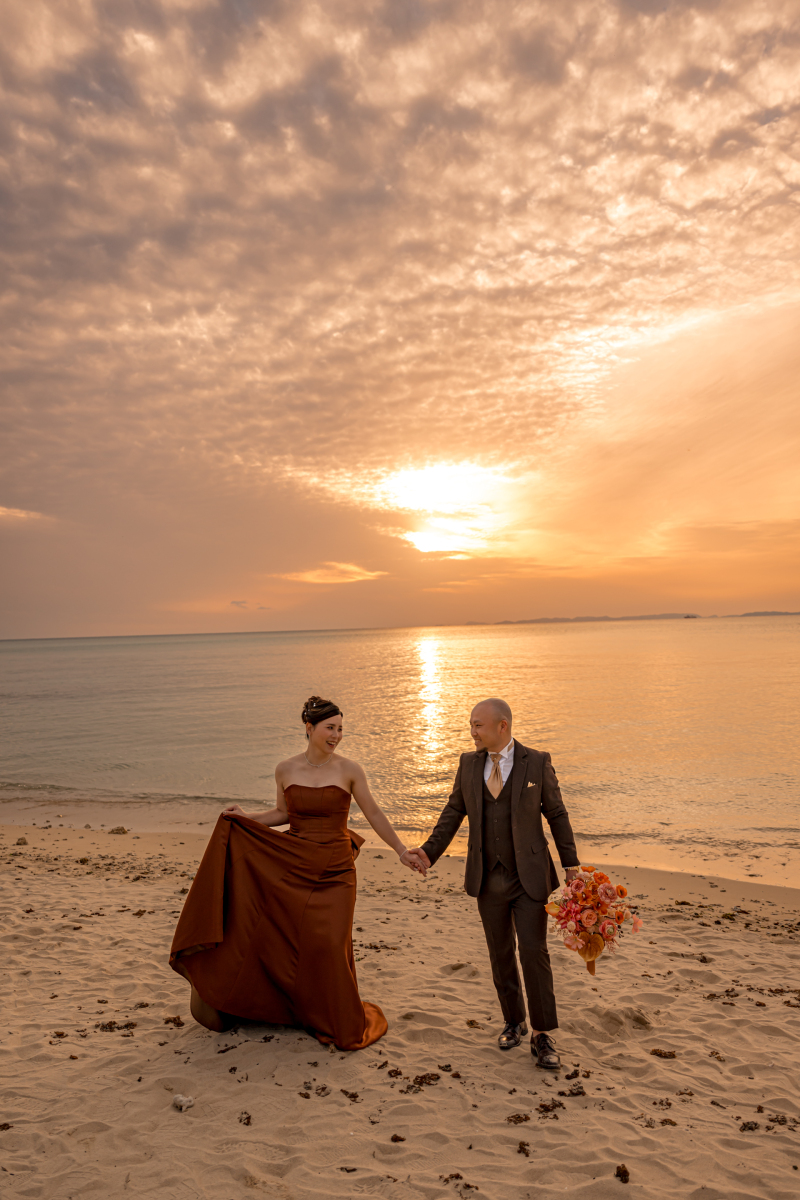 【衣装2着付き】【残り1組様】✨2か所しっかりプラン✨青いビーチ+サンセット♪【2か所ロケプラン】