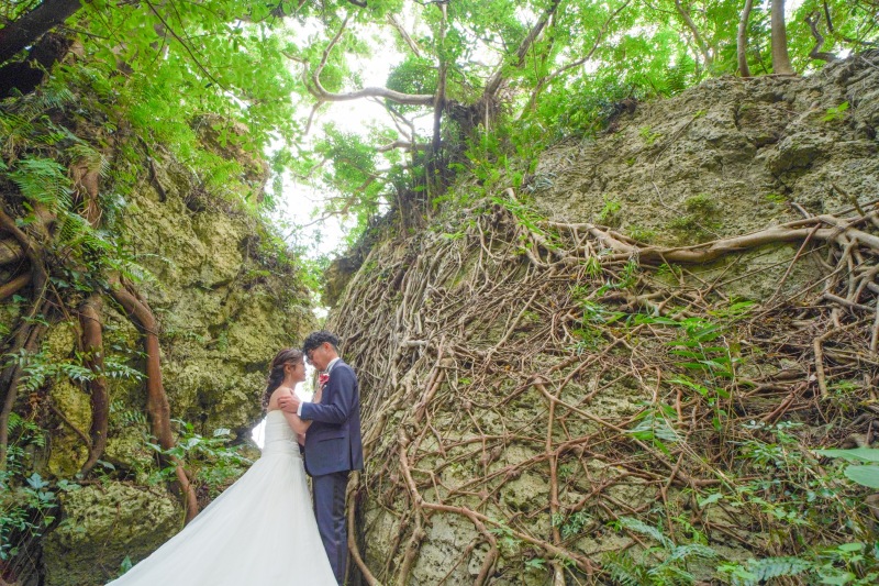沖縄の自然が作り上げたフォトスポット