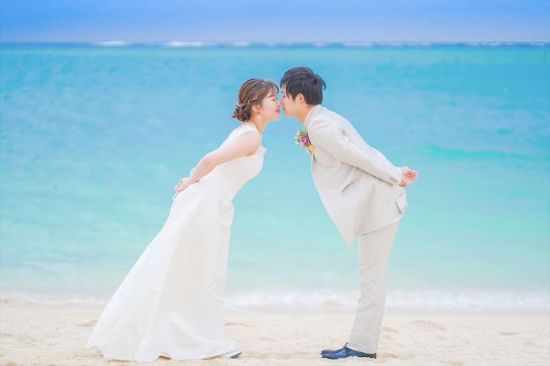 沖縄ならではの透き通ったビーチで♪