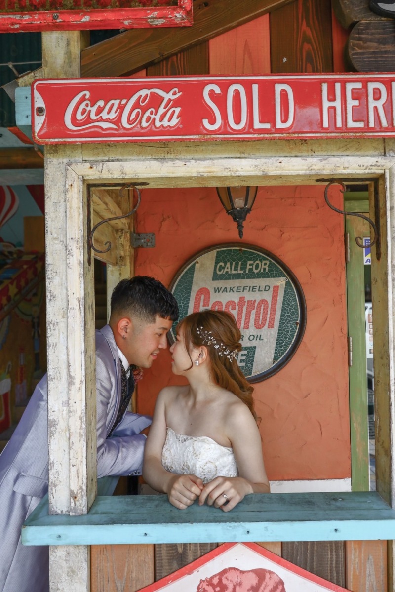 アンティークな背景もありあり