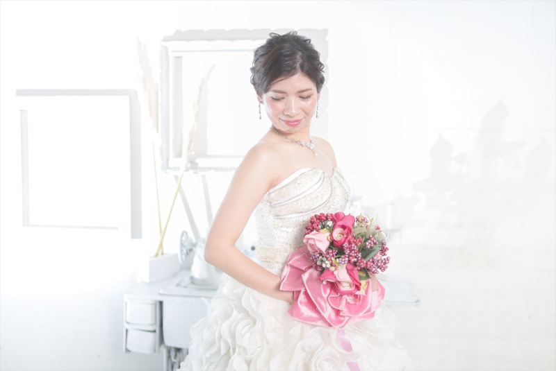 Tim Tim Photo Studio 沖縄_ウエディングドレスが豊富