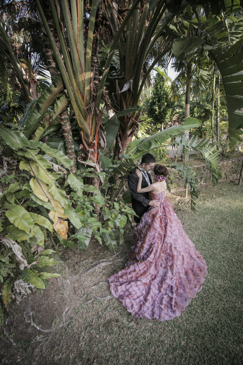 お二人でドレスを選ぶ楽しさ