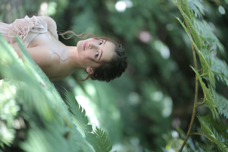 UPを撮影するように心がけています、２ショットは当然撮影しますが、最近はあえてピンの撮影に力を入れています。なぜなら、今日が一番若く、そして自身で知らない表情を残してあげたいと思う気持ちからです。