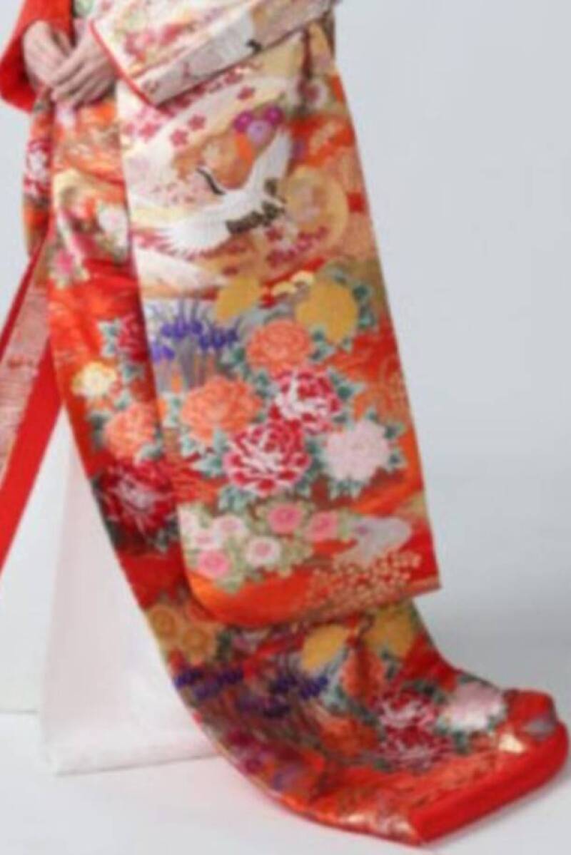 四季草花に流水