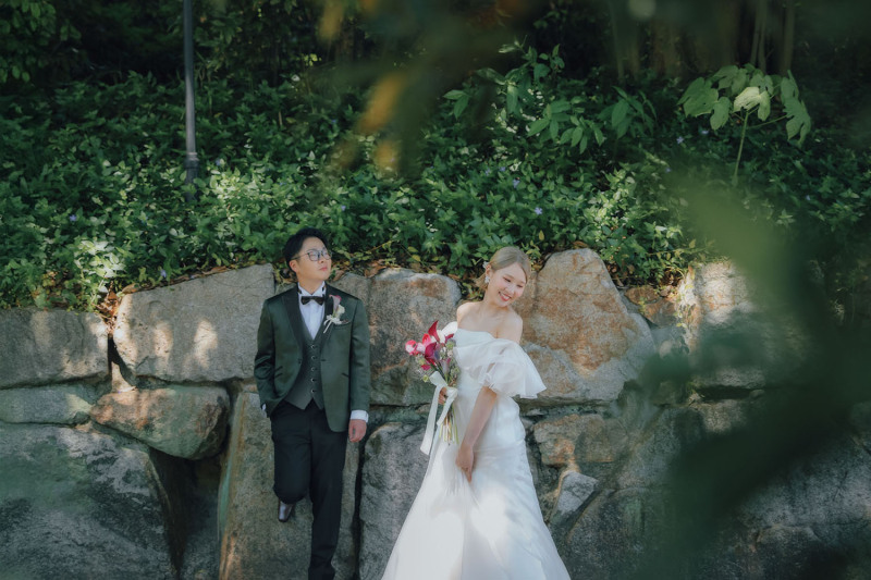 *限定価格!10月まで どの衣装を選んでも一律110,000円税込プラン