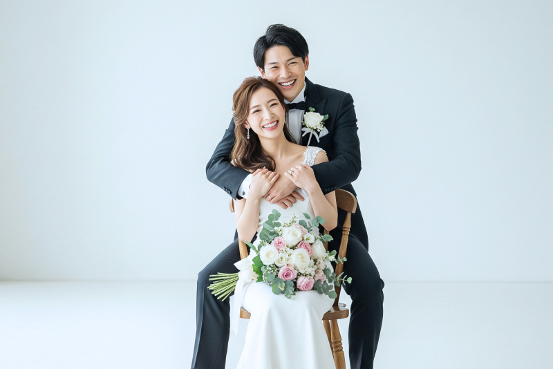 *限定価格!10月まで どの衣装を選んでも一律110,000円税込プラン