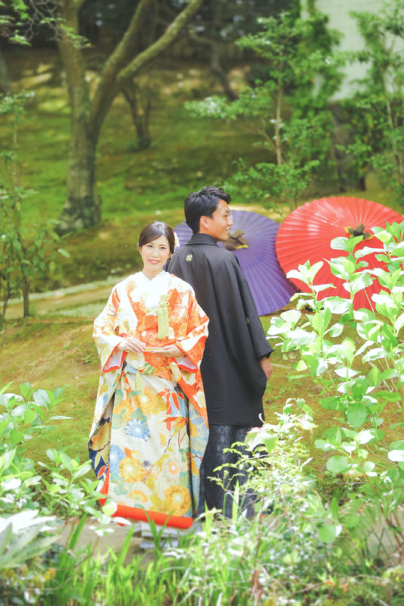 【大好評!ウエディンドレス+色打掛】衣装200着から選ぶプライベートガーデン撮影ベーシックプラン♦︎データ付(約250カット)