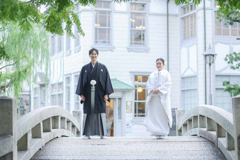 中橋の上で