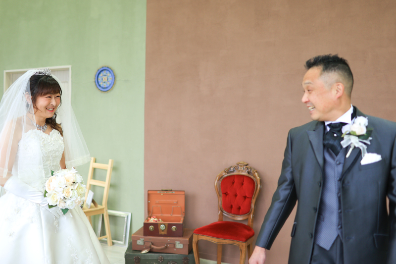 ウェディングドレスにお仕度完了♡