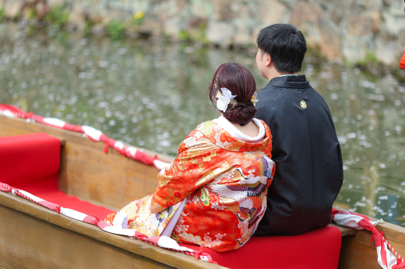 景色を楽しんでいる様子を