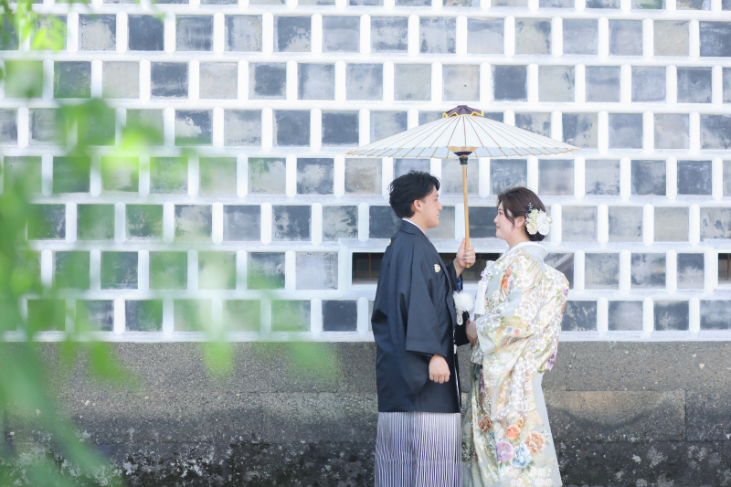 白壁の街並み