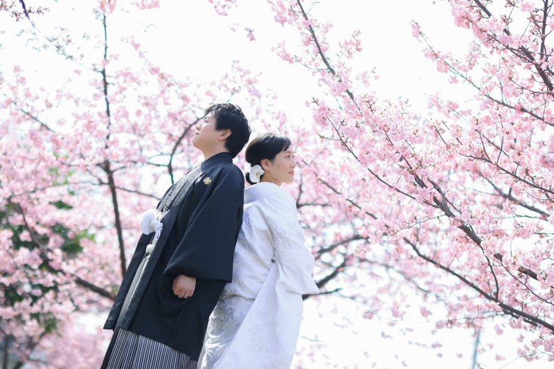 背中合わせショット