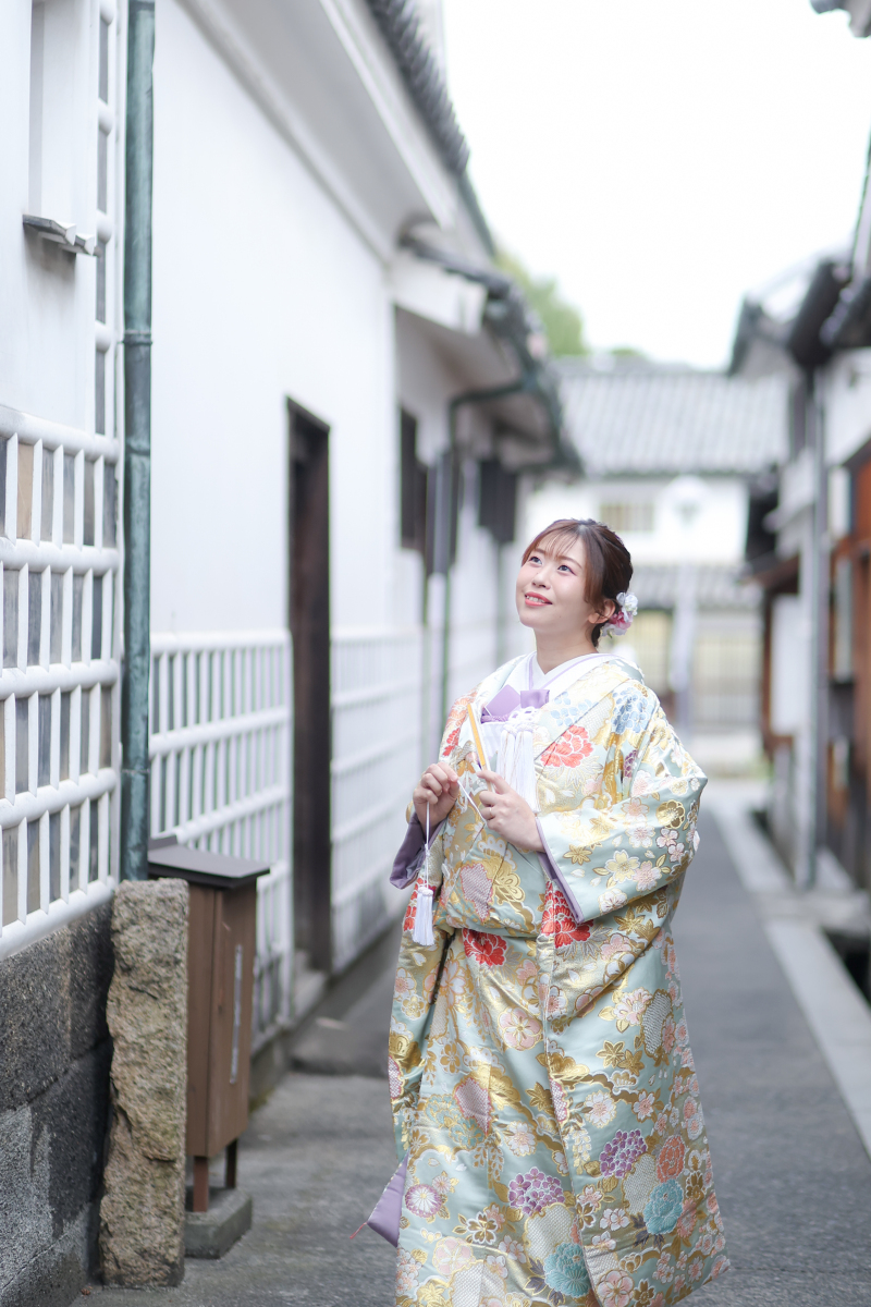 路地裏で