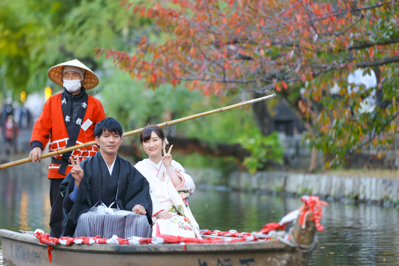 二人と一緒に川舟♪