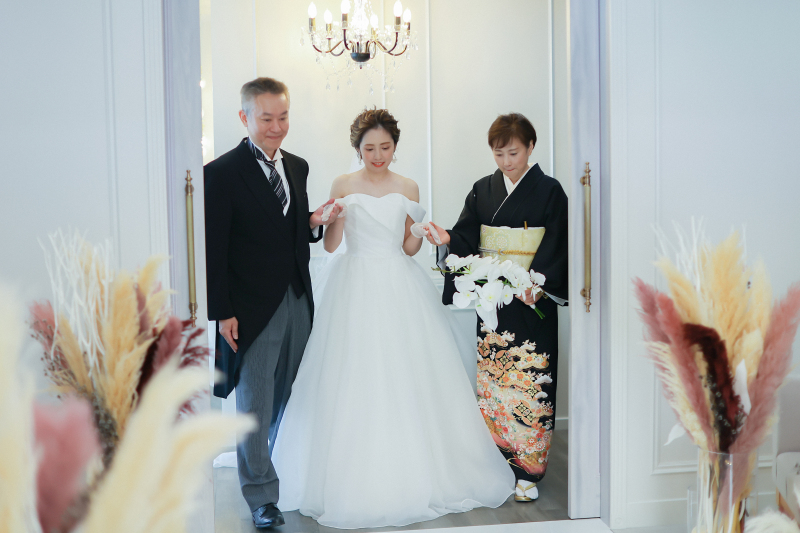 撮影に参加されるご家族様のお衣装も承ります