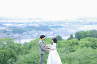 倉敷アモル by STUDIO View 美観地区店_おふたりの想い出の地で洋装ロケーション撮影