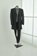 黒ストミディアム