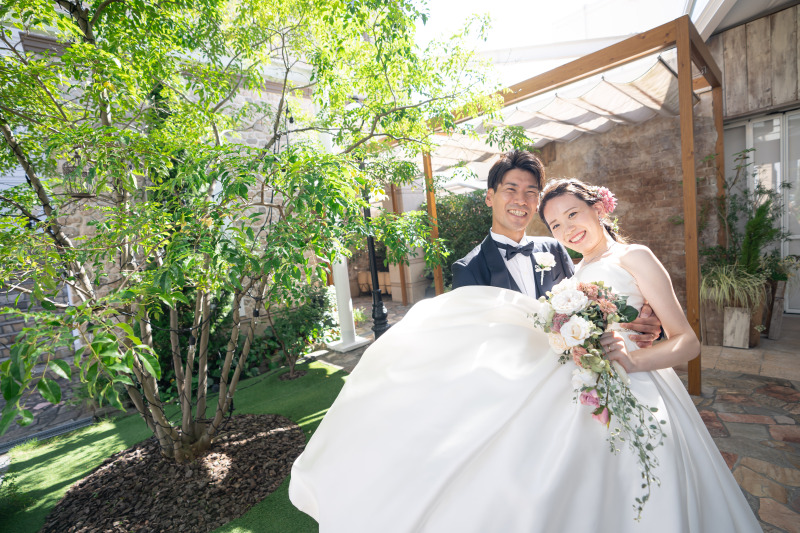 笑顔でお姫様抱っこ♡