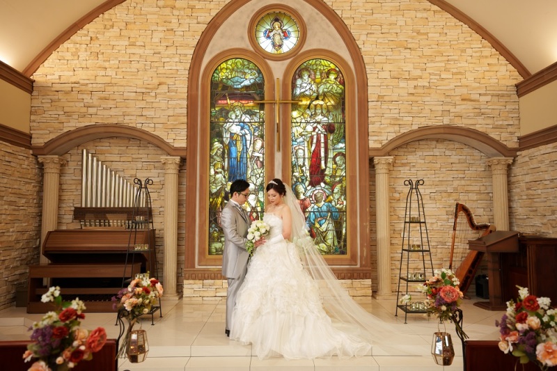 キャスケードブーケをおふたりで持って...☀