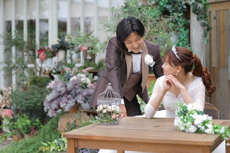 テラス席でお話し中!?