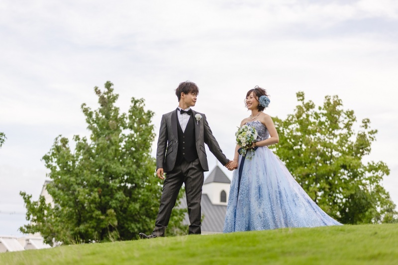 緑あふれる広場での撮影