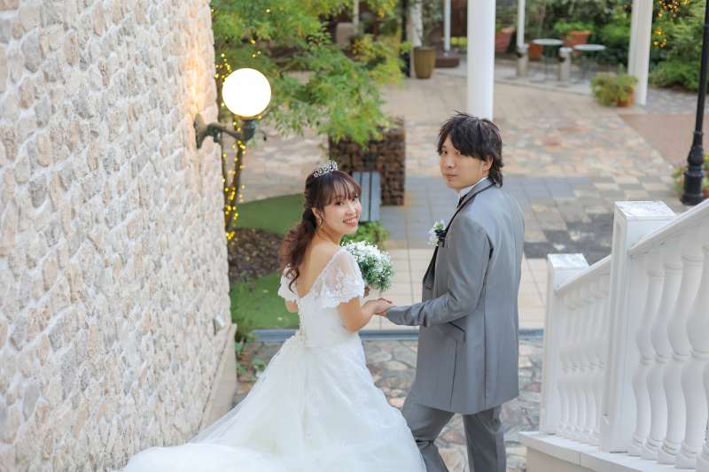 階段でエスコート♡