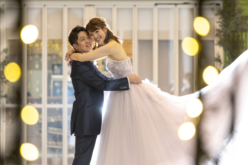 頬をくっつけ抱っこ風ショット