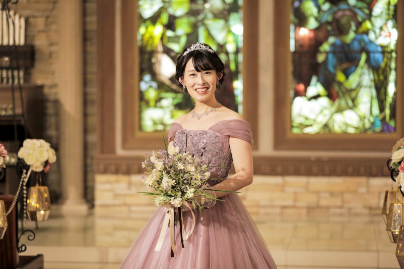 衣装合わせはお母さまとご一緒に