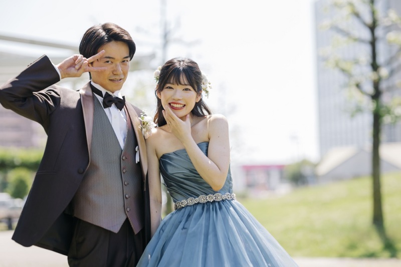 公園に出て決めポーズ☆