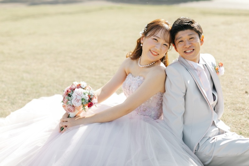 ピンクのカラードレスで可愛らしく♡|ウェディングドレス&カラードレス◇スタジオ