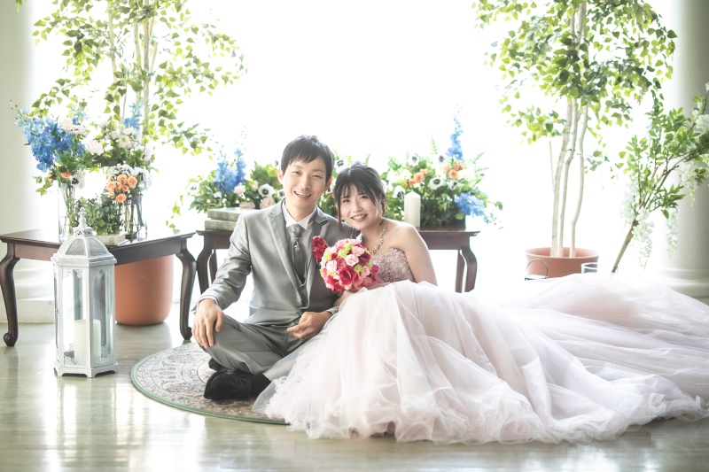 明るい日差しの中で