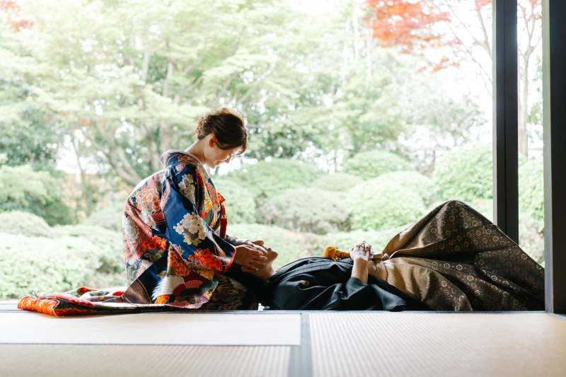 縁側でお昼寝ショット