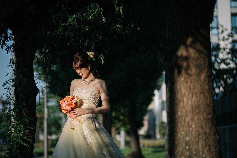 木陰での新婦様ソロショット✷
