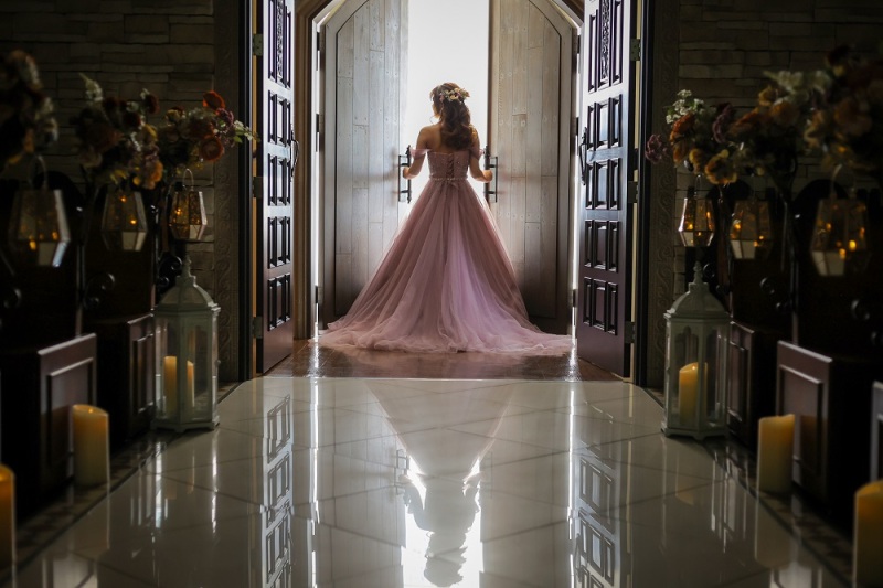 チャペルの扉を開けると...