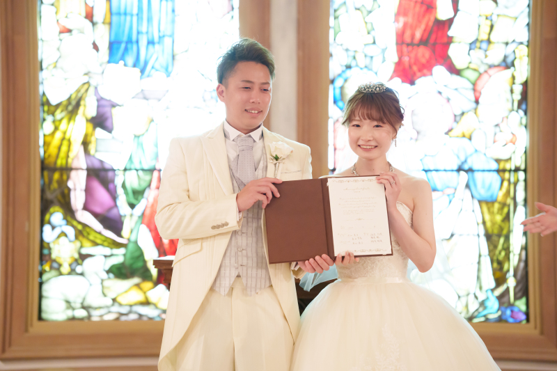 輝くチャペルで誓いを立てて・・・