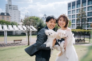 愛犬と一緒に楽しむフォトW｜ウェディングドレス◇スタジオ