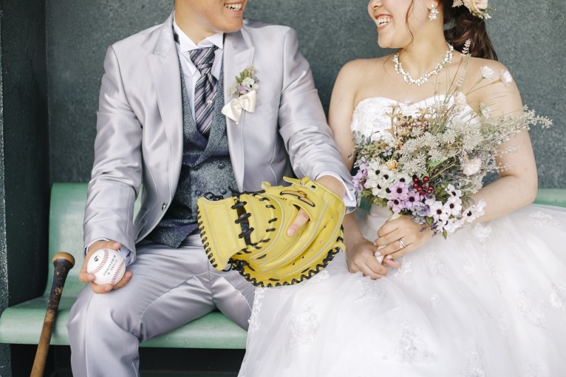 ベンチでリラックス