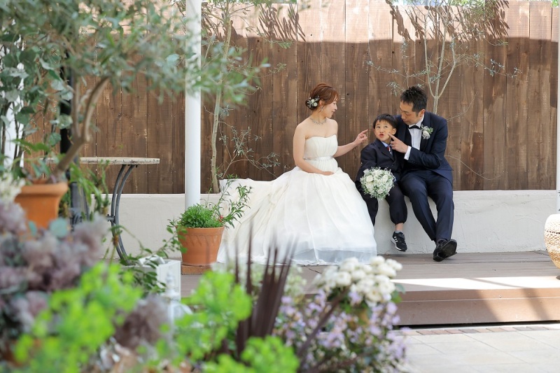 ほっぺたをツンツン♡