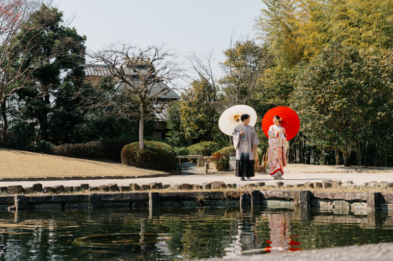 池の反対側から...!