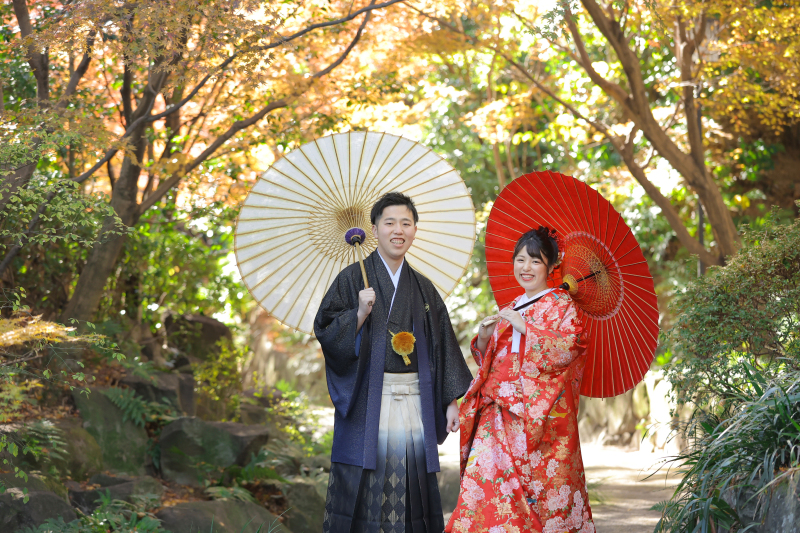 紅白の番傘で色鮮やかに♪