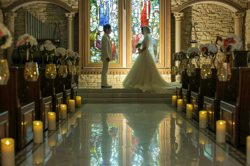 ステンドグラスに照らされて・・・